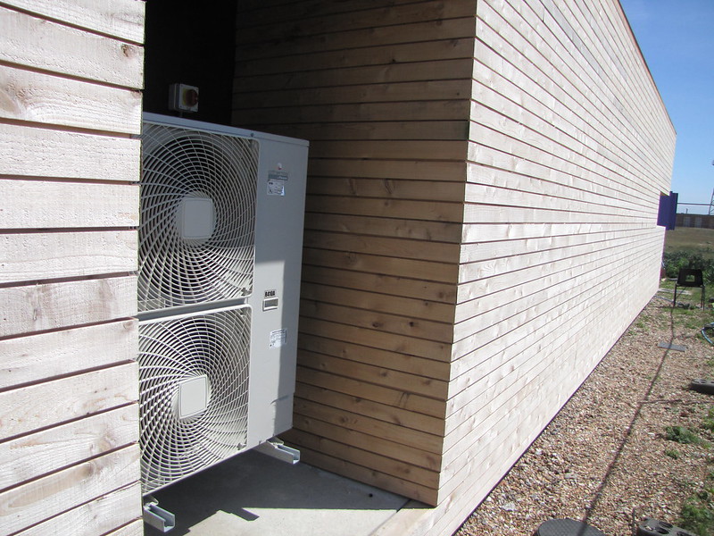 can solar panels run air source heat pump