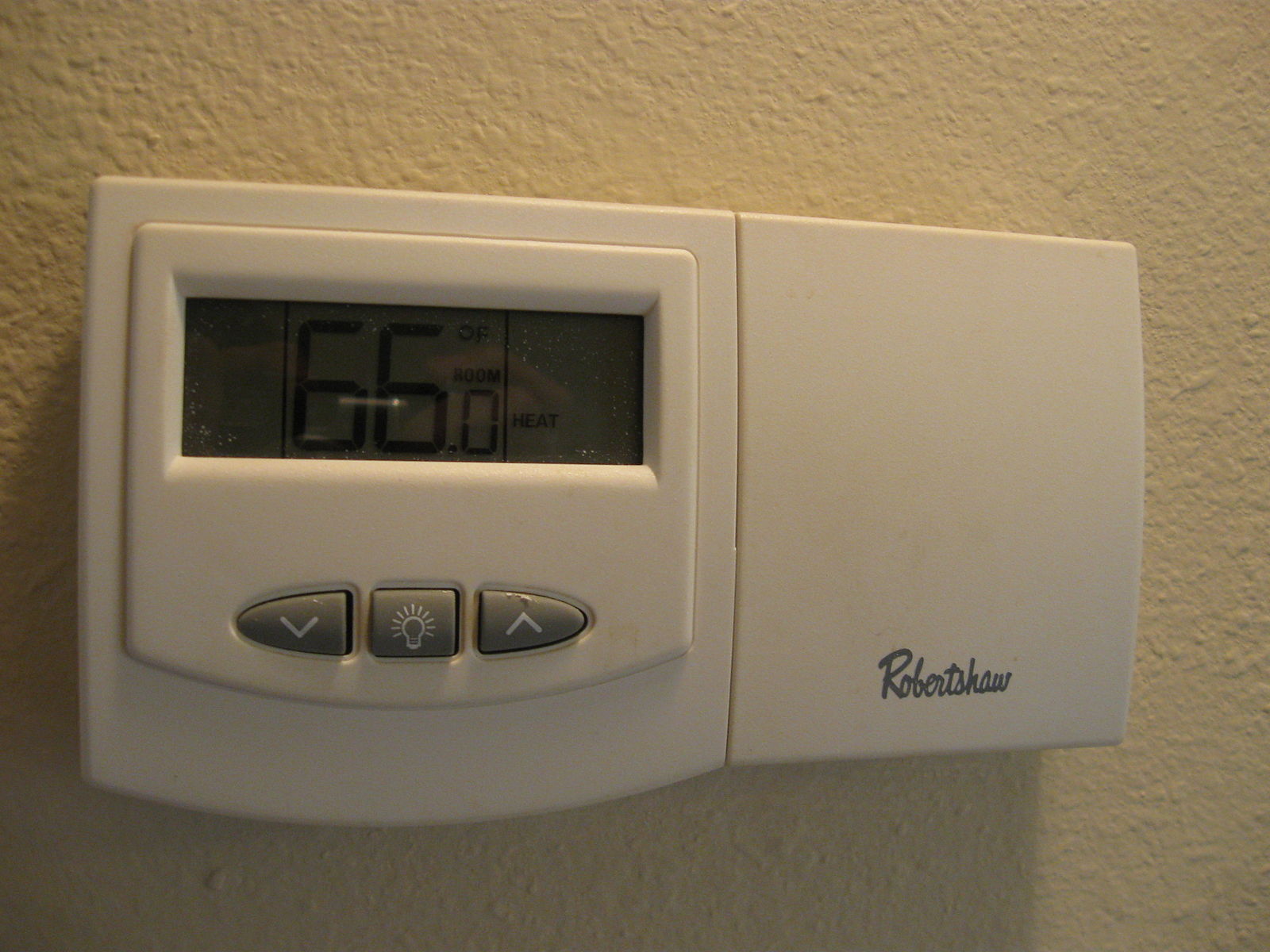 thermostat with remote sensor